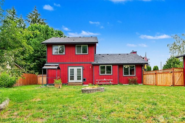 35620 92nd Avenue Court S, Mckenna, WA 98558