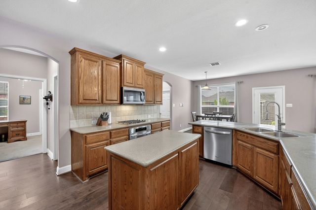 1240 Millers Creek Drive, Prosper, TX 75078