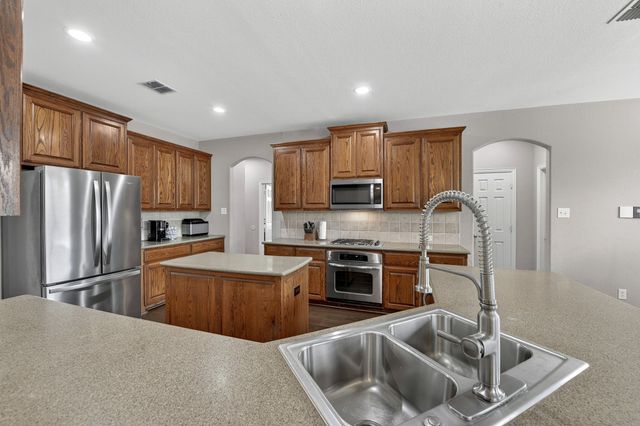 1240 Millers Creek Drive, Prosper, TX 75078