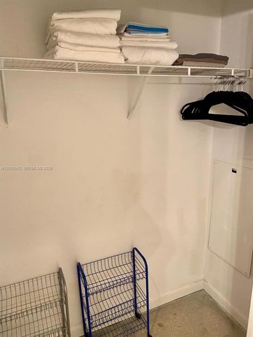 253 NE 2nd St 312, Miami, FL 33132