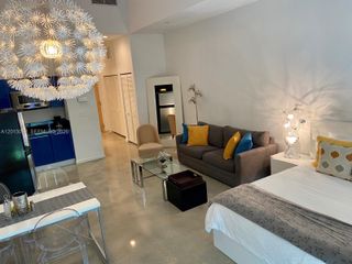 253 NE 2nd St 312, Miami, FL 33132