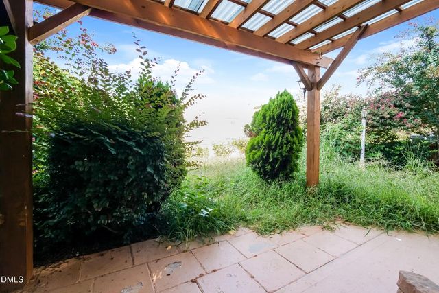 71 Brookhaven Drive, Clayton, NC 27527