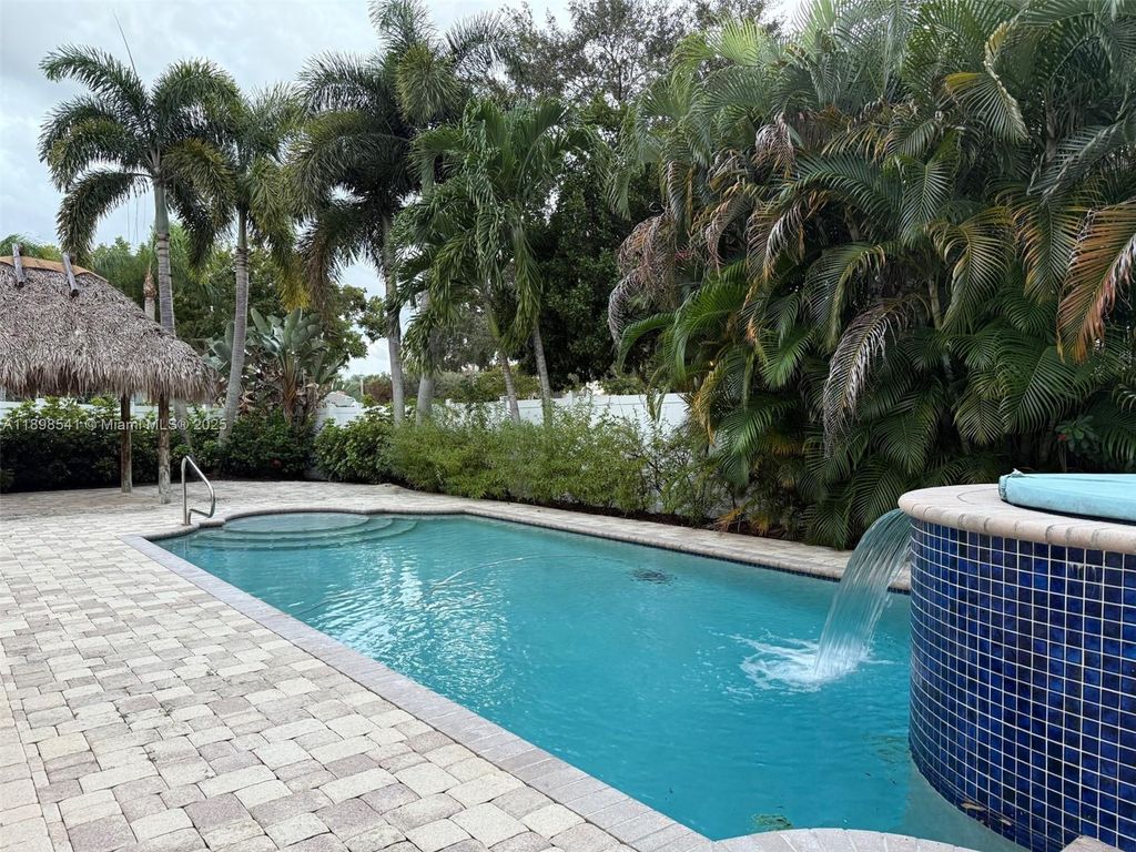 8152 Mystic Harbor Cir, Boynton Beach, FL 33436