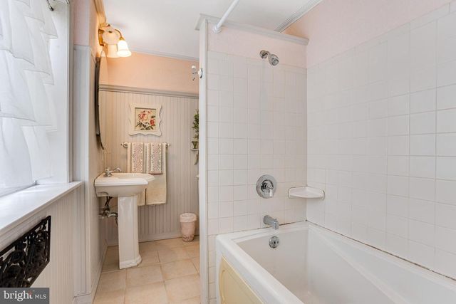 1870 W MARSHALL ST, Eagleville, PA 19403