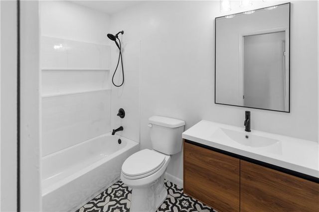 2177 Wakita SE Drive, Marietta, GA 30060