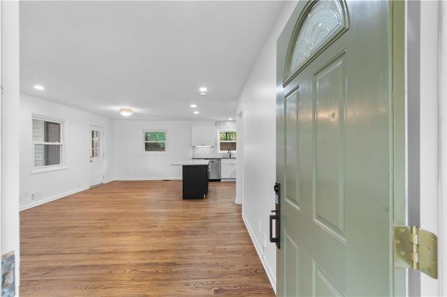 2177 Wakita SE Drive, Marietta, GA 30060