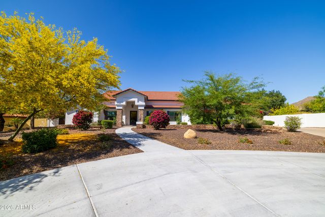 10454 E CORRINE Drive, Scottsdale, AZ 85259