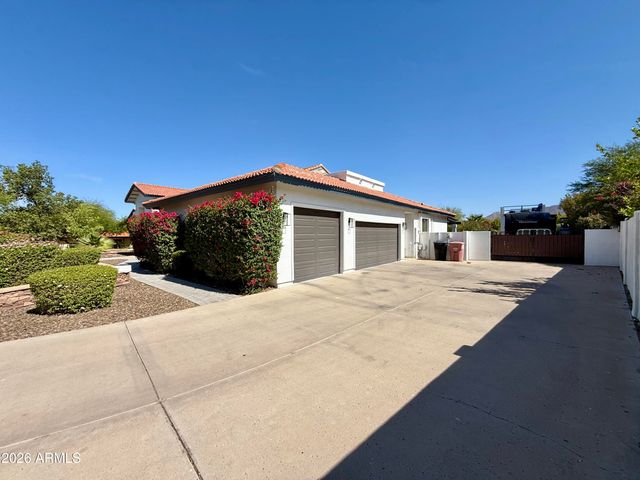 10454 E CORRINE Drive, Scottsdale, AZ 85259