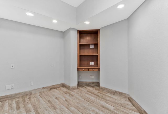 2 Colley Cove Drive, Gulf Breeze, FL 32561