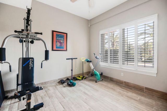 2 Colley Cove Drive, Gulf Breeze, FL 32561