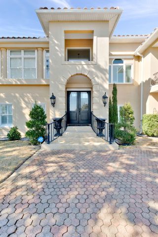 2 Colley Cove Drive, Gulf Breeze, FL 32561