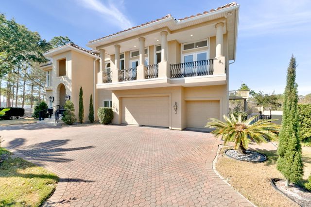 2 Colley Cove Drive, Gulf Breeze, FL 32561