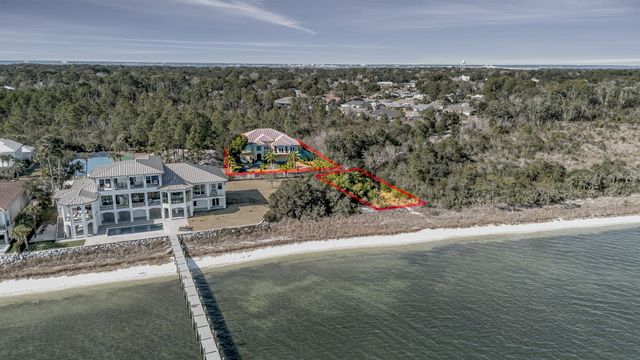 2 Colley Cove Drive, Gulf Breeze, FL 32561