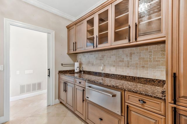 2 Colley Cove Drive, Gulf Breeze, FL 32561