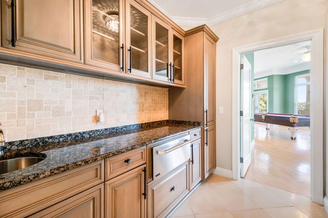 2 Colley Cove Drive, Gulf Breeze, FL 32561