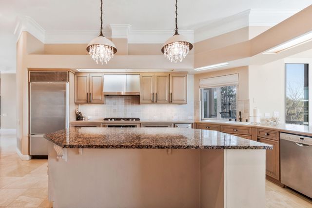 2 Colley Cove Drive, Gulf Breeze, FL 32561