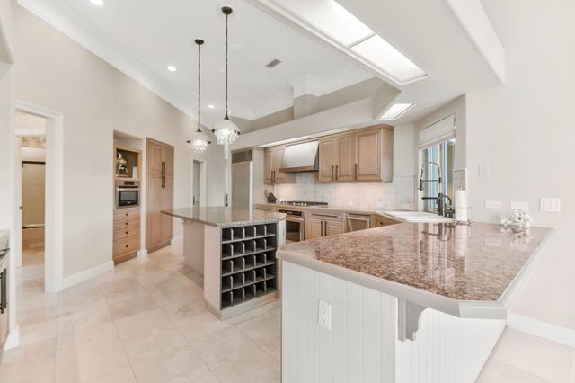 2 Colley Cove Drive, Gulf Breeze, FL 32561