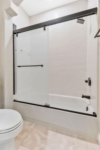 2 Colley Cove Drive, Gulf Breeze, FL 32561