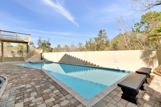 2 Colley Cove Drive, Gulf Breeze, FL 32561