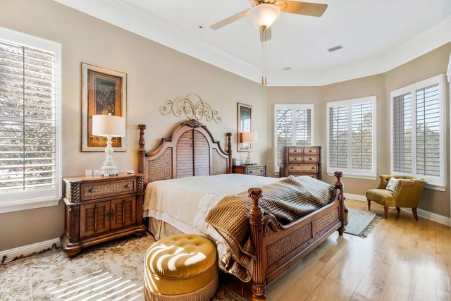 2 Colley Cove Drive, Gulf Breeze, FL 32561