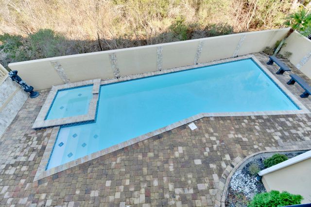 2 Colley Cove Drive, Gulf Breeze, FL 32561