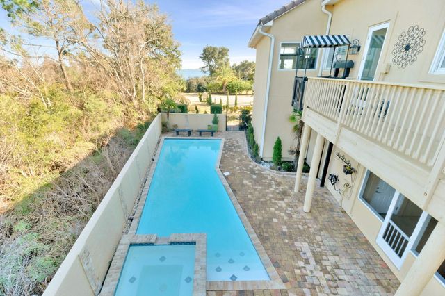 2 Colley Cove Drive, Gulf Breeze, FL 32561