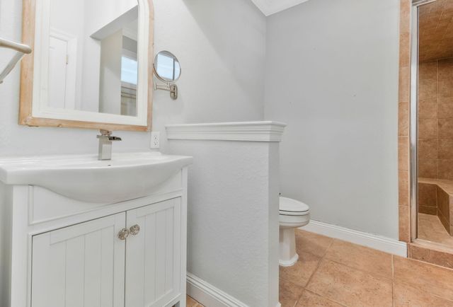 2 Colley Cove Drive, Gulf Breeze, FL 32561