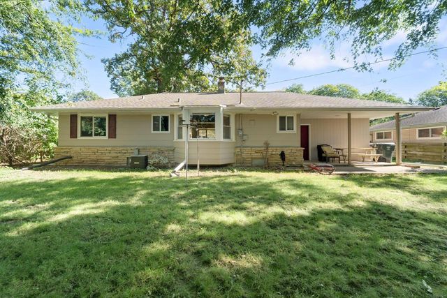 5937 N Sidney PLACE, Glendale, WI 53209