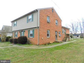 300 CLAIBORNE AVE #4, Fredericksburg, VA 22405