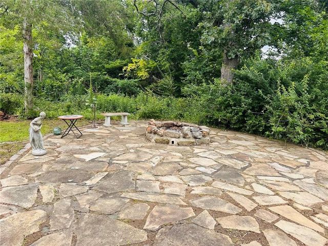 14293 E Quail Road, Nevada, MO 64772