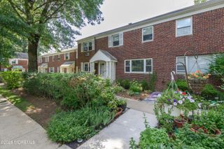 158 Manor Drive, 158, Red Bank, NJ 07701