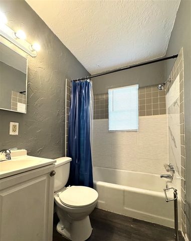 1302 NW Taft Ave, Lawton, OK 73505