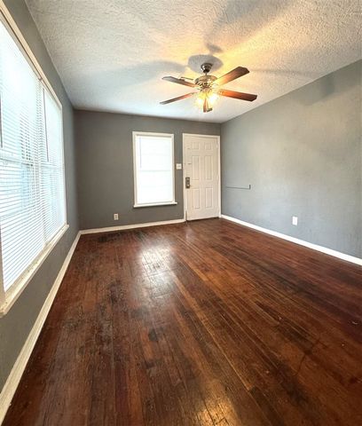 1302 NW Taft Ave, Lawton, OK 73505