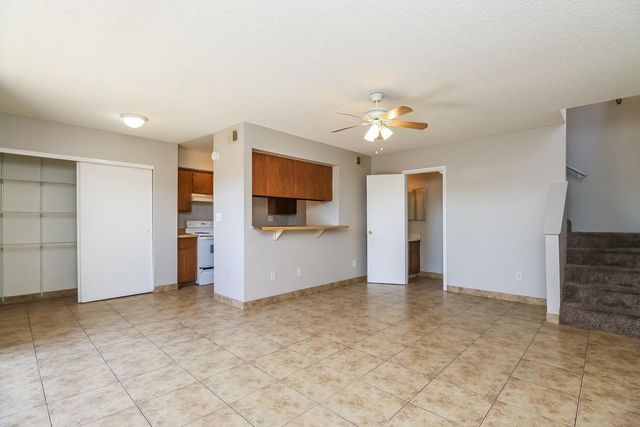 410 E 9th Avenue Apt 17, Mesa, AZ 85204