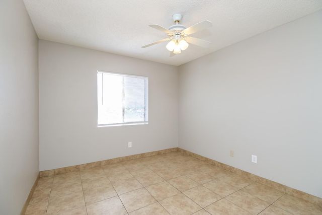 410 E 9th Avenue Apt 17, Mesa, AZ 85204