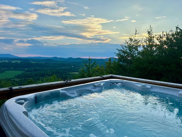 117 Skyline Drive, Tellico Plains, TN 37385