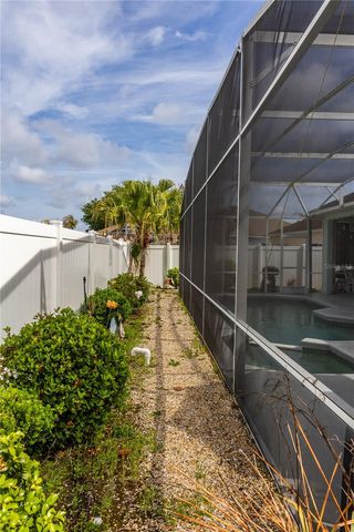 704 JAYBEE AVENUE, Davenport, FL 33897