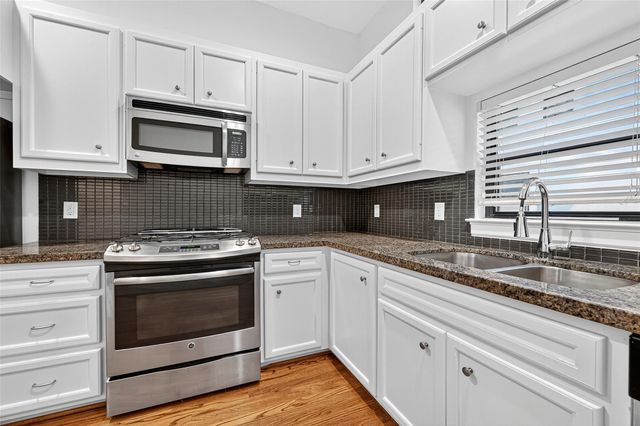 2710 Hullsmith Drive 1303, Houston, TX 77063