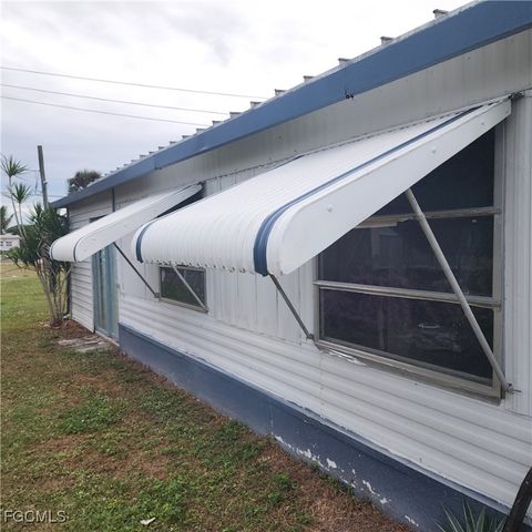 110 Gaslight AVE, North Fort Myers, FL 33917