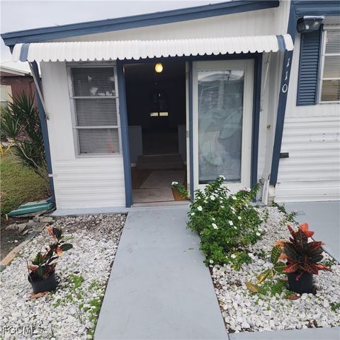 110 Gaslight AVE, North Fort Myers, FL 33917