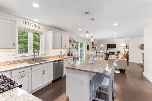 36 Waterford Circle, Dighton, MA 02715