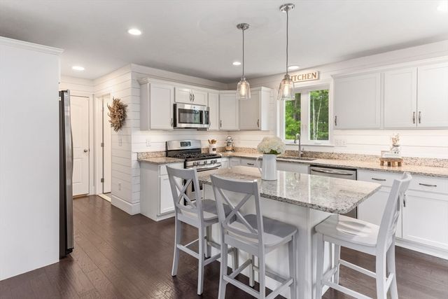 36 Waterford Circle, Dighton, MA 02715