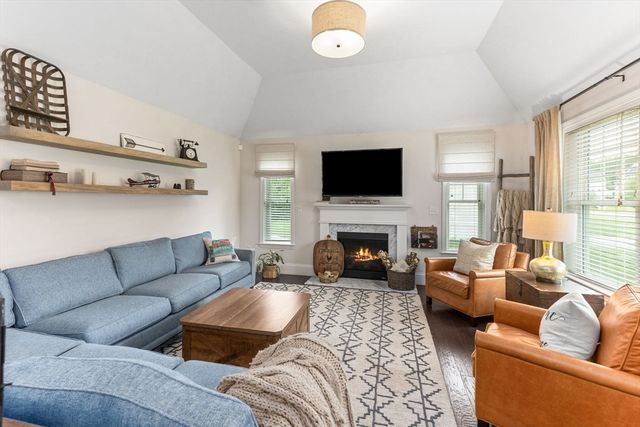 36 Waterford Circle, Dighton, MA 02715
