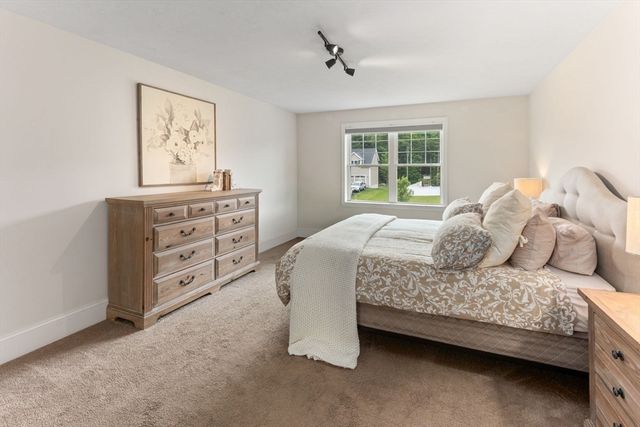 36 Waterford Circle, Dighton, MA 02715