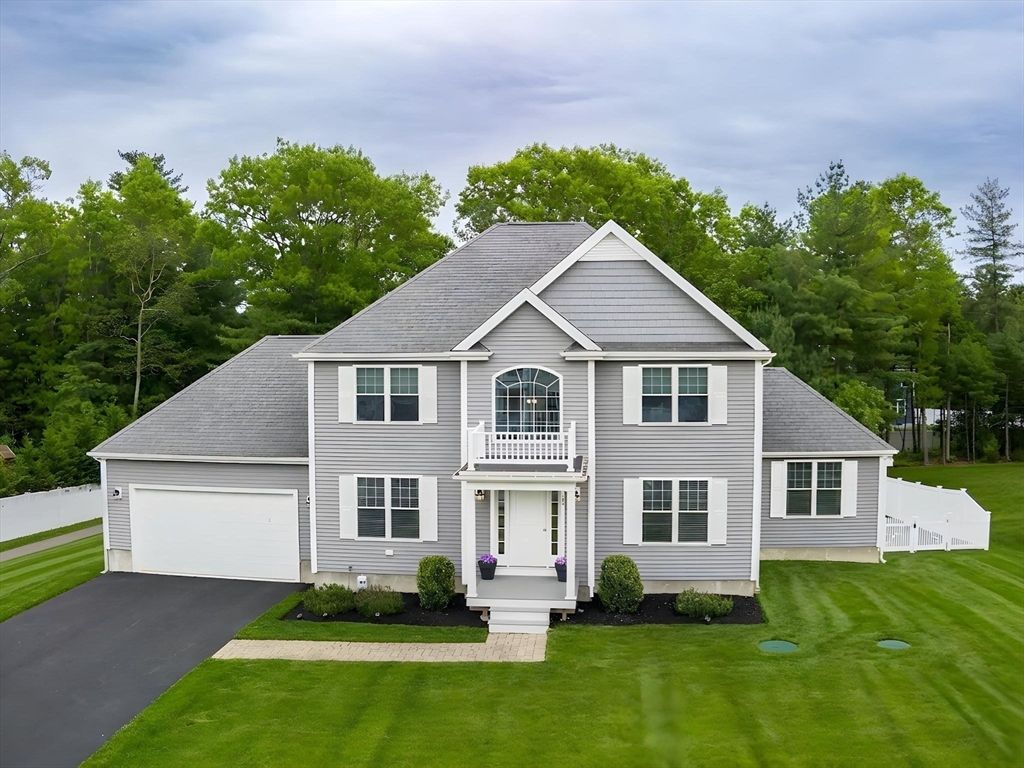 36 Waterford Circle, Dighton, MA 02715