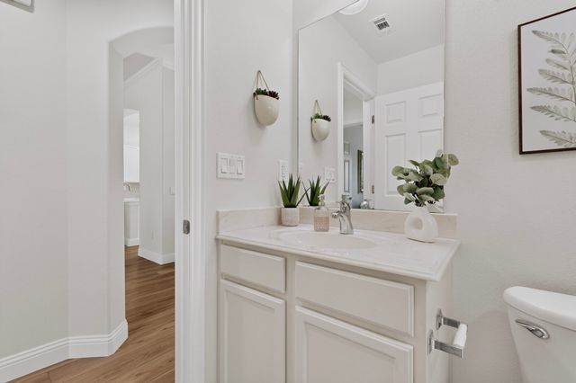 12001 Lockhart Court, Denton, TX 76207