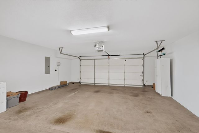 12001 Lockhart Court, Denton, TX 76207