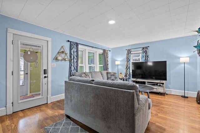 726 W SUMMER STREET, Appleton, WI 54914