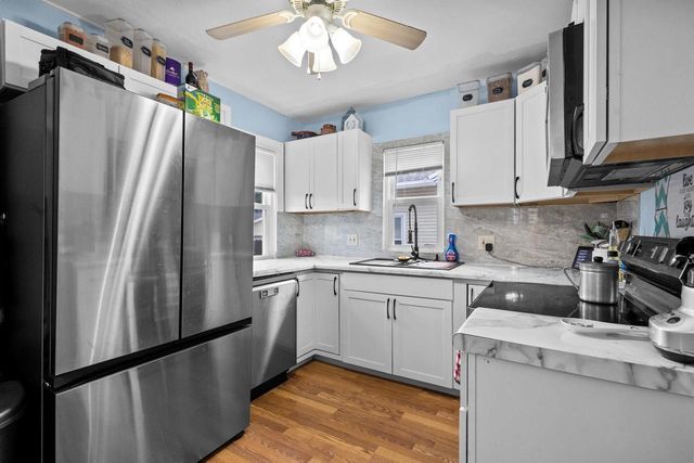 726 W SUMMER STREET, Appleton, WI 54914