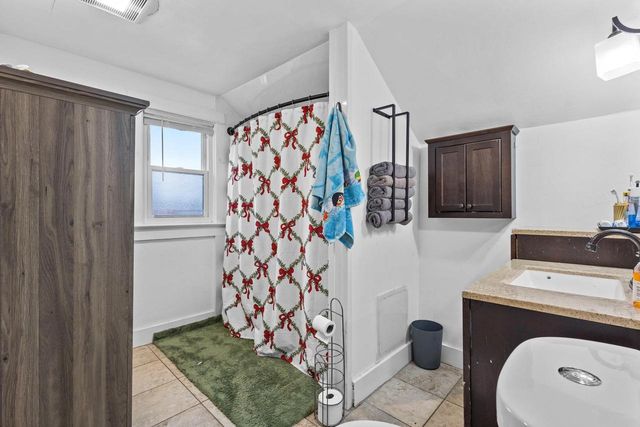 726 W SUMMER STREET, Appleton, WI 54914